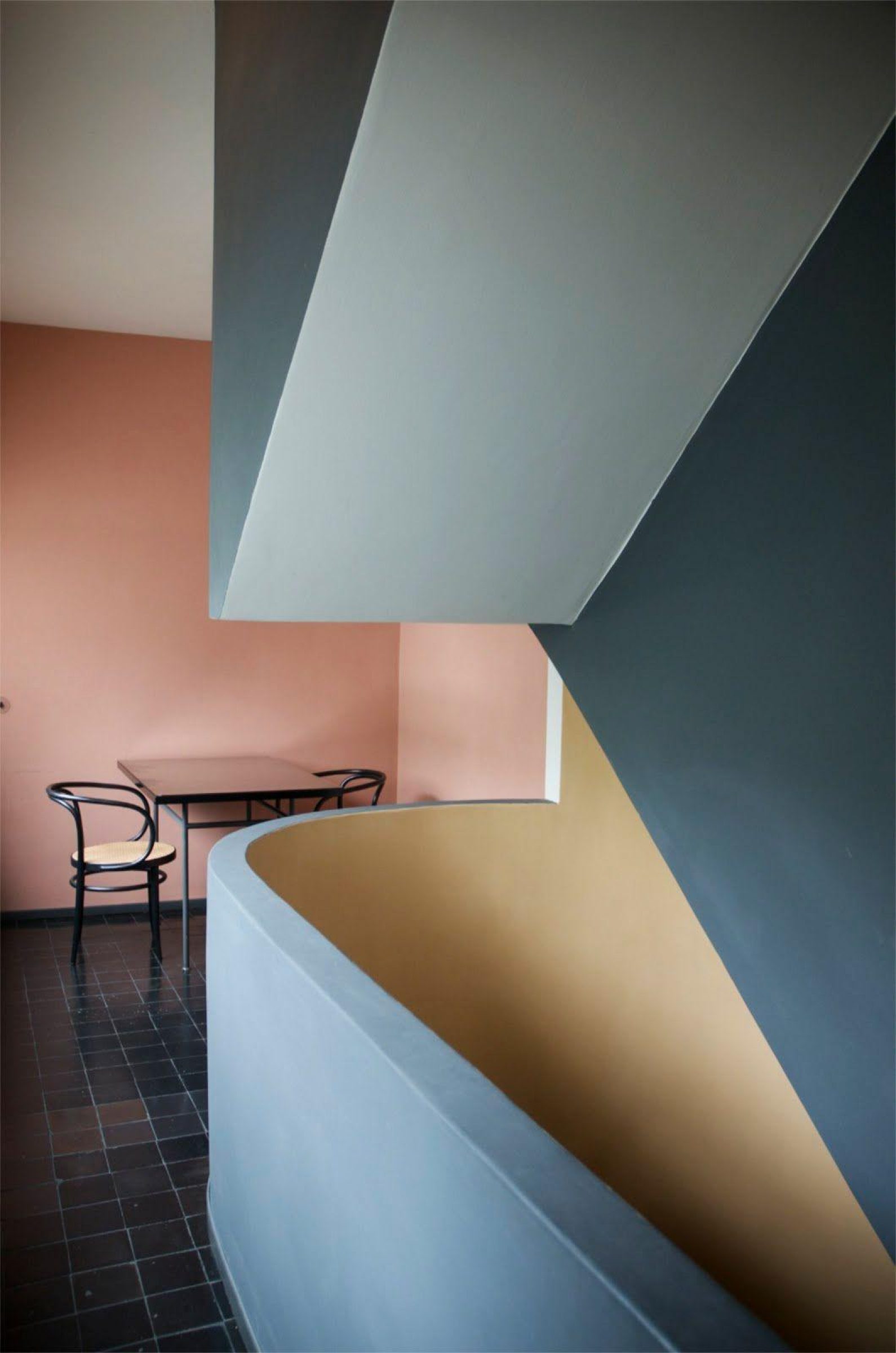 Interior design with geometric lines and pastel colors from Jardan Sydney.
